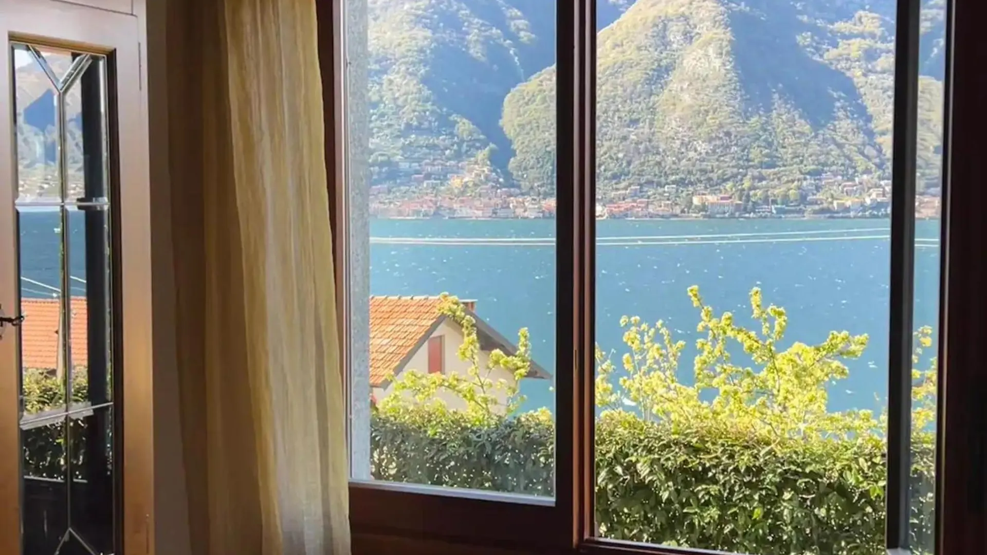 Charming House On The Lake Lezzeno Holiday home
