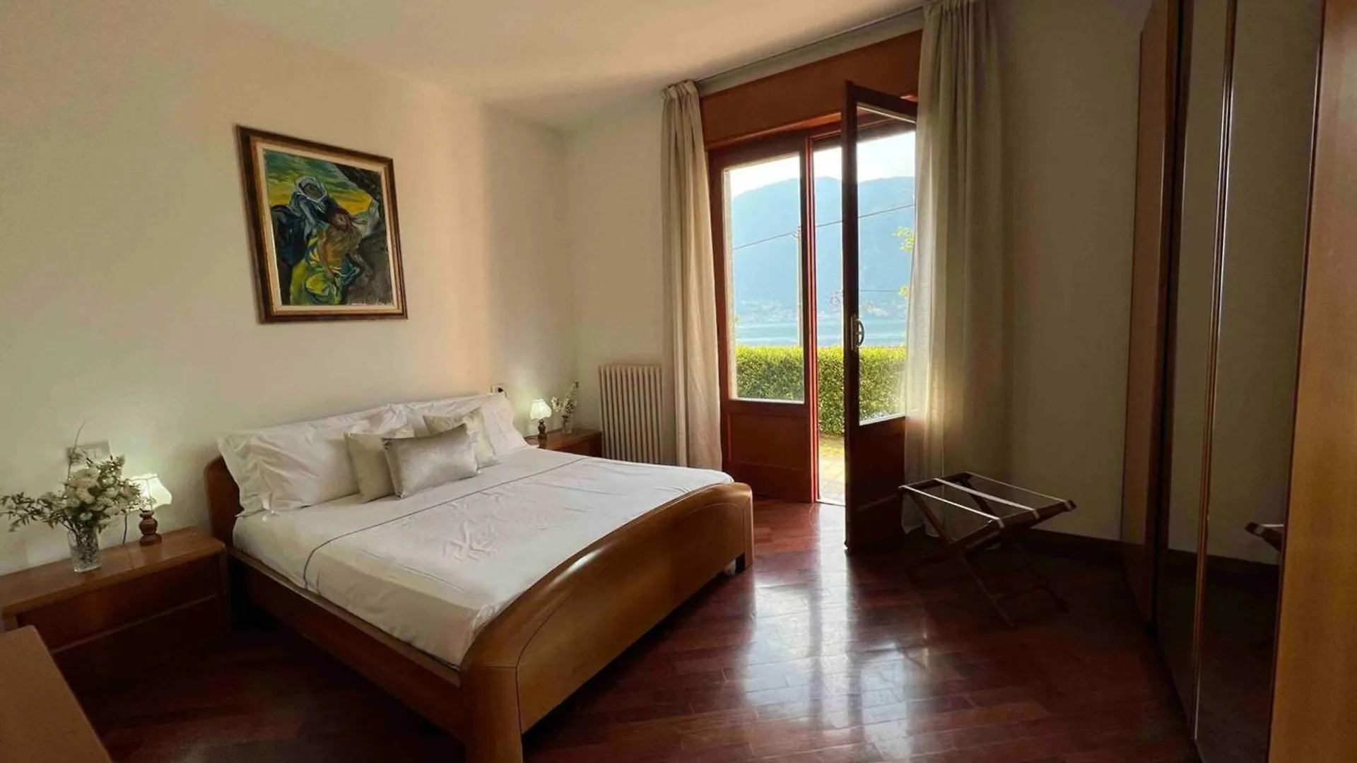 Holiday home Charming House On The Lake Lezzeno Italy